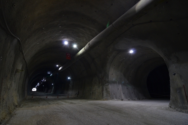 Çorum'daki Kırkdilim Tünelleri'nde ikinci ışık görüldü